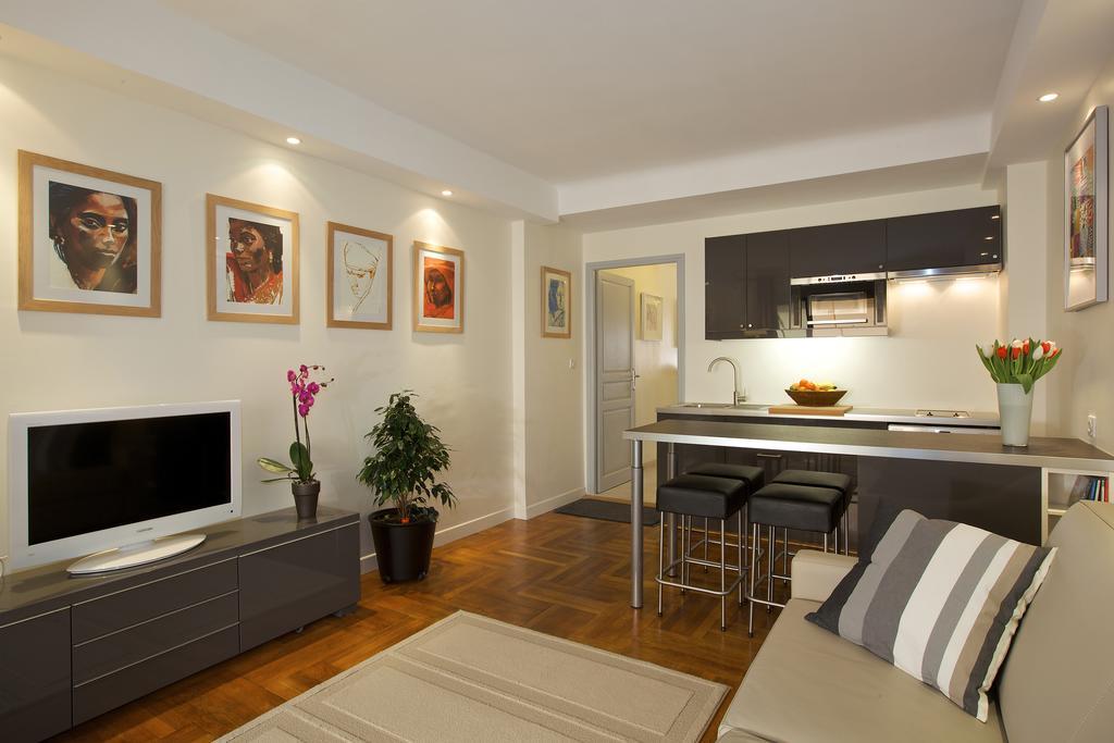 Le California Apartment Juan-les-Pins Exterior photo